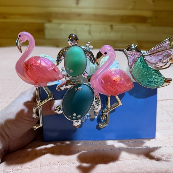 Bath & Body Wall Flowers - Picture 3 of 8